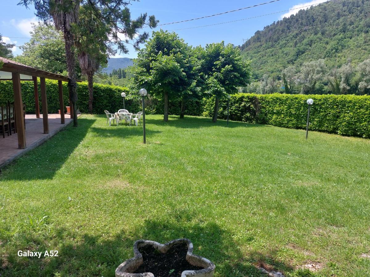 皮耶迪卢科Al Lago Nel Verde公寓 外观 照片